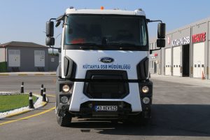 Ford Cargo Süpürge