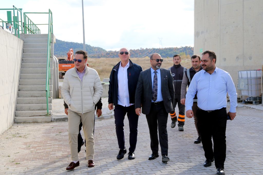 KÜTAHYA OSB YÖNETİM KURULU, STRATEJİK YATIRIMLARI YERİNDE İNCELEDİ